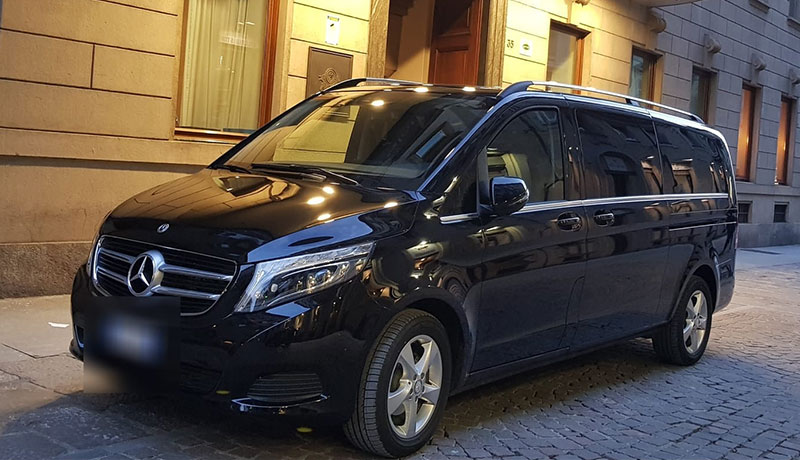 minivan, easy transfer, noleggio auto con conducente a Torino